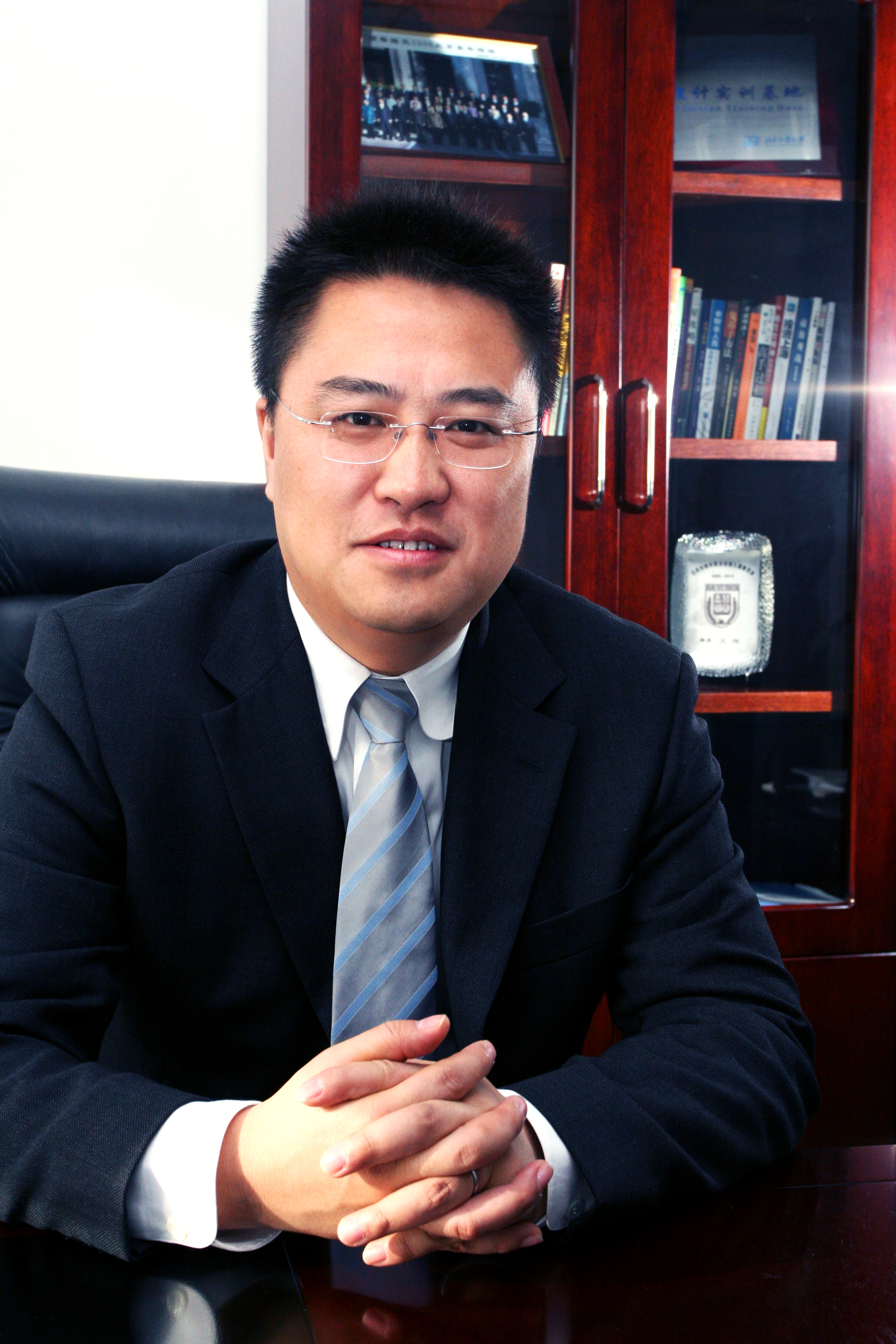 文總照片3.jpg 文總照片3.jpg