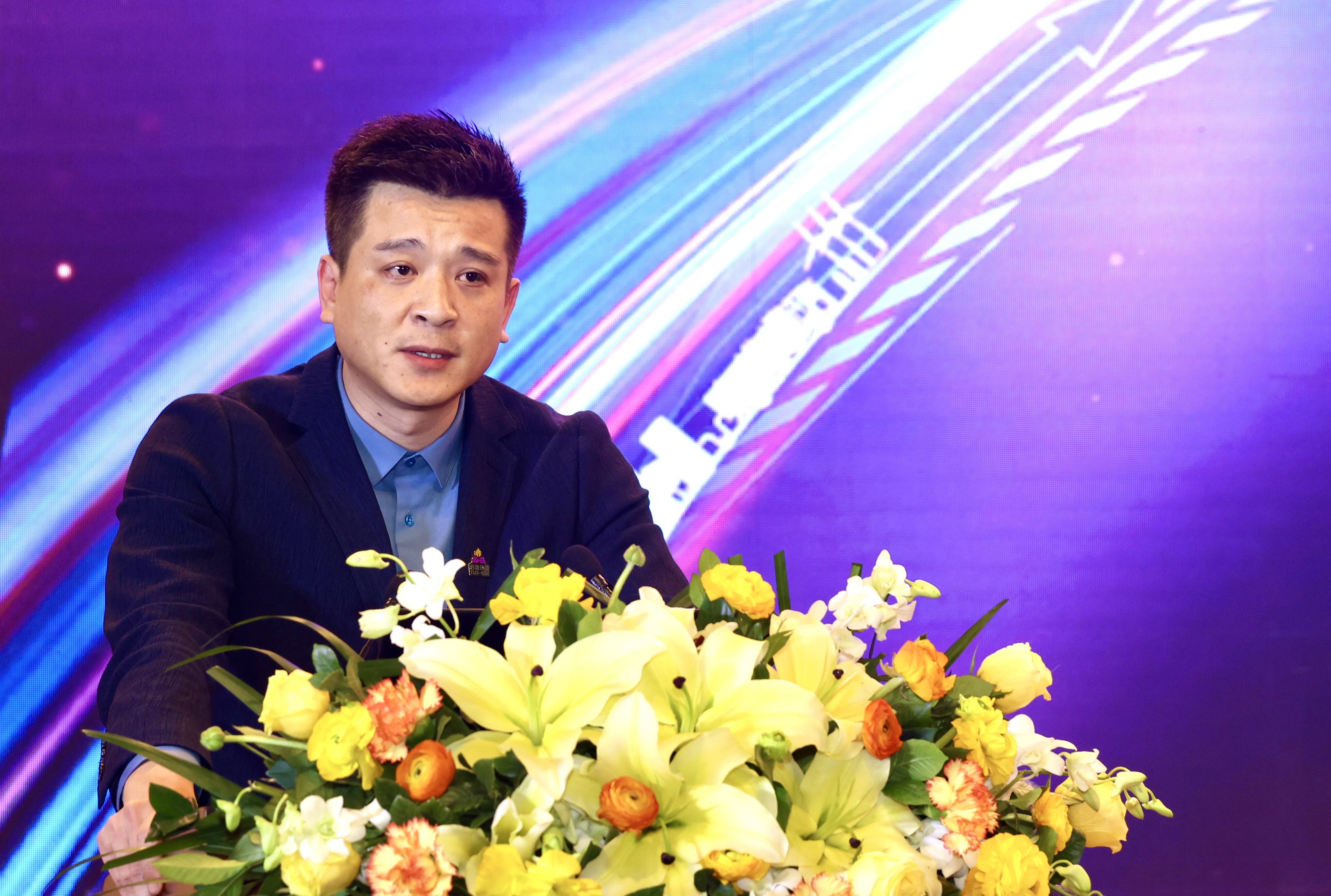 王翼.jpg 王翼.jpg